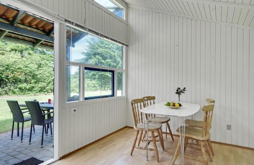 Hampen House | Gorgeous Home In Hampen With Wifi