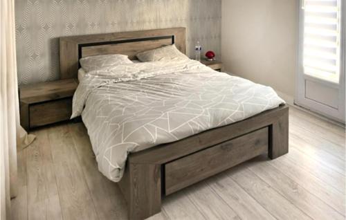 Joue-les-Tours House | Gorgeous Home In Joué Les Tours