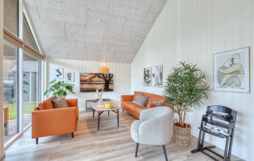 Jesendorf House | Gorgeous Home In Jesendorf With Sauna