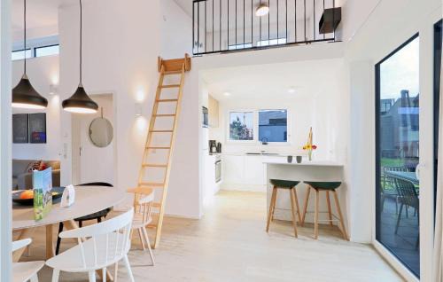 Lembruch House | Gorgeous Home In Lembruchdümmer See