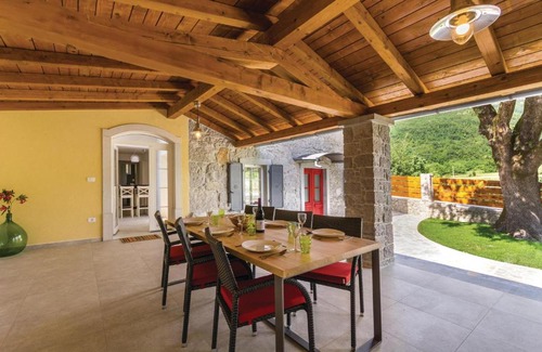 Grabri House | Gorgeous Home In Lupoglav With Kitchen
