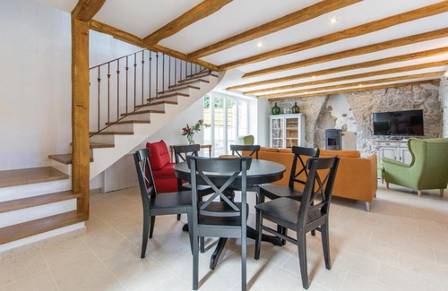 Grabri House | Gorgeous Home In Lupoglav With Kitchen