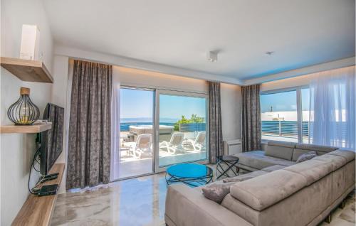 Veliko Brdo House | Gorgeous Home In Makarska