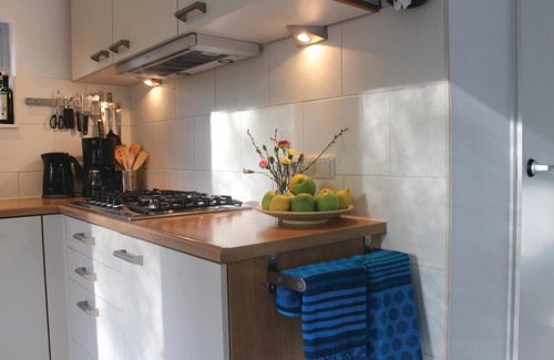 Oudemirdum House | Gorgeous home in Oudemirdum with WiFi