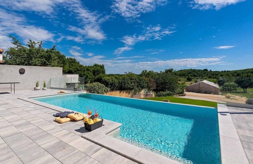 Dracevac House | Gorgeous home in Porec
