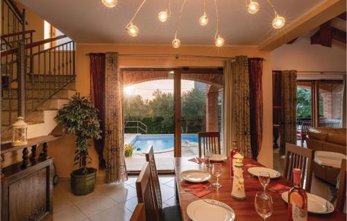 Tar-Vabriga House | Gorgeous Home In Tar With Wifi
