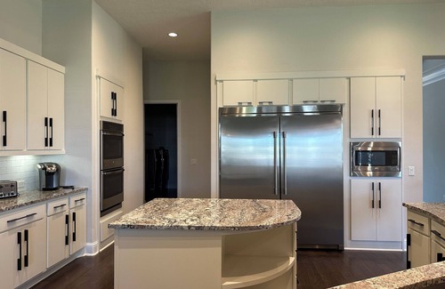 Tomball House | Gorgeous Home in The Woodlands - Creekside