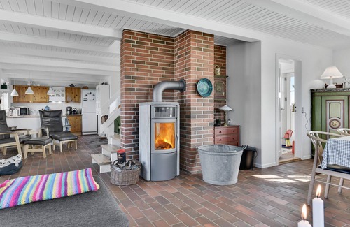 Langeland Municipality House | Gorgeous home in Tranekær with WiFi