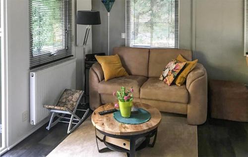 Vorden House | Gorgeous Home In Vorden With Kitchen