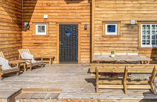 Kviteseid House | Gorgeous home in Vrådal