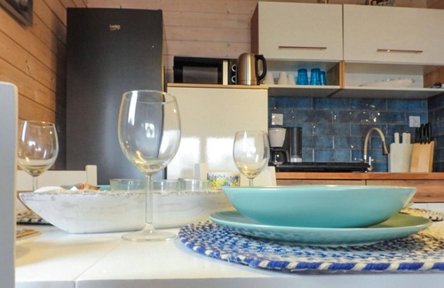 gmina Wolin House | Gorgeous home in Wolin with kitchen
