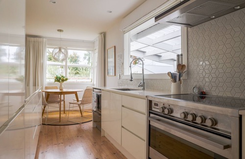 Point Wells House | Gorgeous House with Sauna + Hot Tub + Sleepout at Omaha Estuary