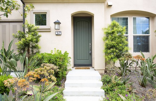 Lake Forest House | Gorgeous House With Beautiful View|Spectrum Center #7137