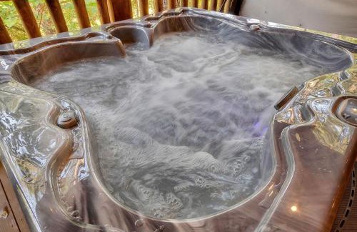 Broken Bow House | Gorgeous Idyllic Cabin w Hot Tub and Fire Pit Quittin Time is Secluded Romantic Oasis w Luxury Bathroom Double Shower and Bathtub Foosball Table