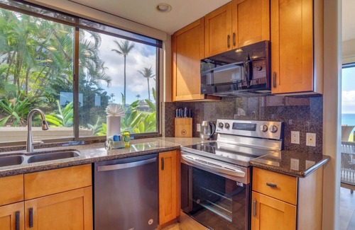 Napili Condo | Gorgeous Kapalua Oceanfront Units with Stunning Views, Sleeps 10!