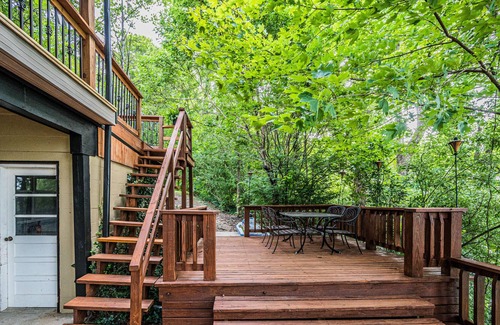 Se Ree Cottage | Gorgeous Lake Front Get Away