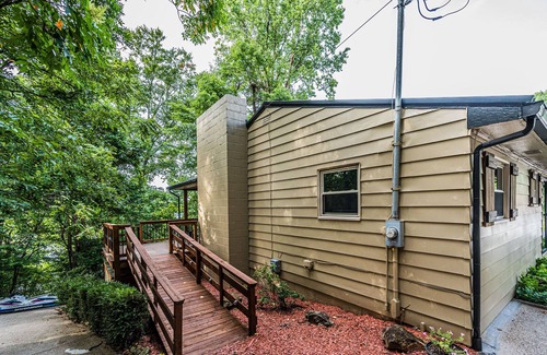 Se Ree Cottage | Gorgeous Lake Front Get Away