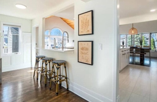 Waukazoo Woods Cottage | Gorgeous Lake Mansion w/ Lake Views