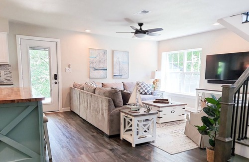 Pottsboro House | Gorgeous Lakeside Community on Lake Texoma with Lake Access and Boat Ramp