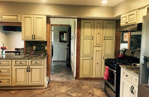 Cortez Cabin | Gorgeous LUXE Lodge 80 Acres cattle Ranch pond Views Close Nat Parks Ski McPhee