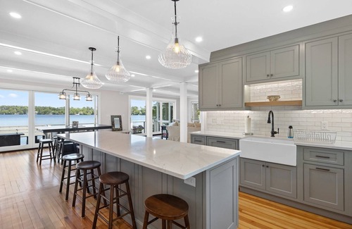 East Freetown House | Gorgeous Luxury Freetown Lakefront: Panoramic Views, Fire Pit, BBQ, Near Cape Cod and Boston
