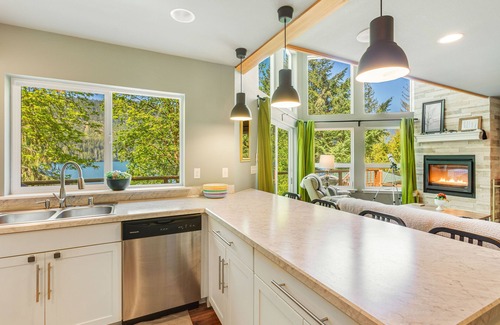 Hoodsport Cabin | Gorgeous Modern Cabin with Access to Lake Cushman!