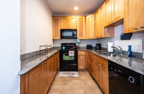 Columbia Heights Apartment | Gorgeous Modern Serviced Apartment