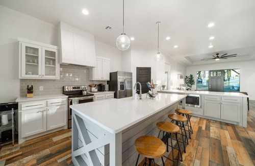 Afton House | Gorgeous Monkey Island Lakefront Getaway with In-Ground Swim Spa!