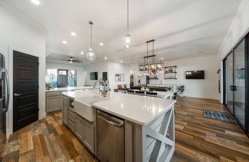 Afton House | Gorgeous Monkey Island Lakefront Getaway with In-Ground Swim Spa!