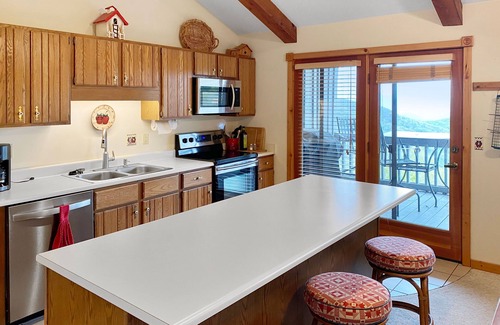 Wolf Laurel House | Gorgeous Mountain Views-Wolf Laurel