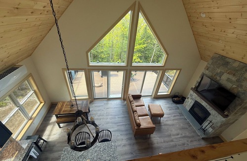 Jackson Ski Chalet | Gorgeous Mountainside Chalet in Jackson, NH