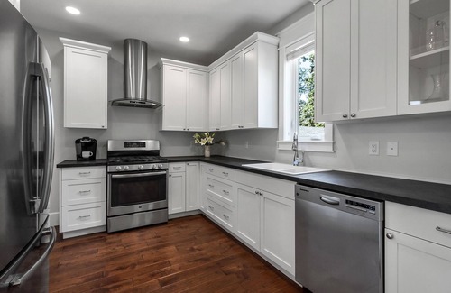 Prince George House | Gorgeous New, Downtown, Modern Victorian Dream Home in Beautiful Nieghborhood