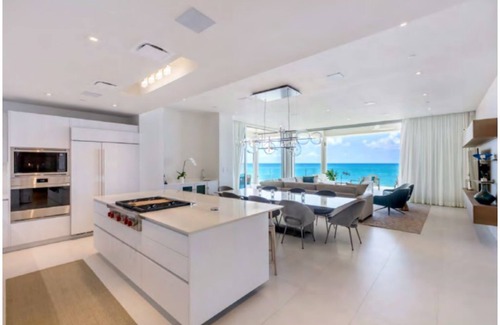Rio Grande Condo | Gorgeous Ocean Drive Condo at the St. Regis Bahia Beach