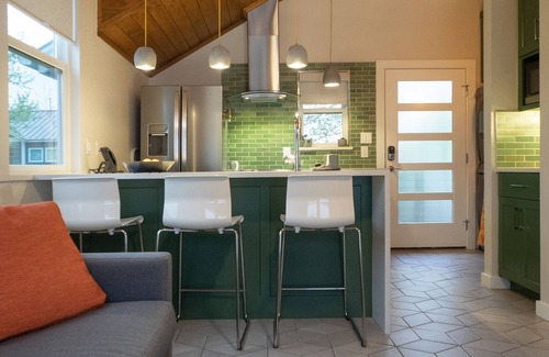 Mueller Apartment | Gorgeous, one-bedroom garage apartment in a quiet neighborhood