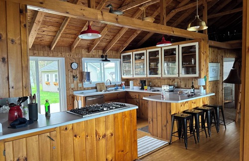 Newport House | Gorgeous one level, 3 bedrooms, 2 full bath living right on Lake Memphremagog!