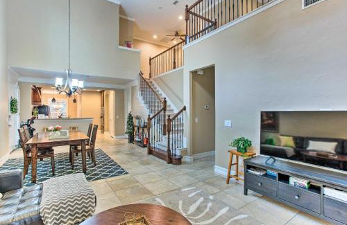 Plano House | Gorgeous Plano Townhome with Patio and Grill!