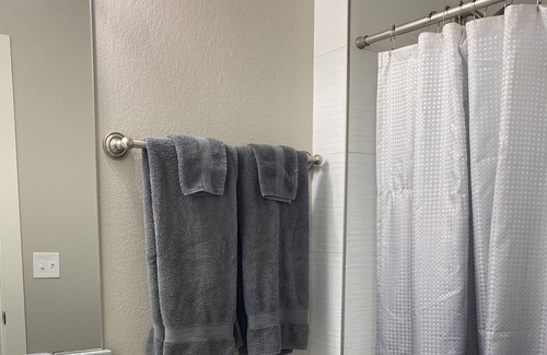 Sterling Apartment | Gorgeous Remodeled Studios! Sterling! # 7