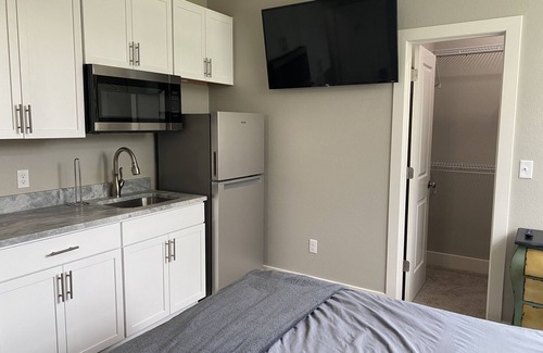 Sterling Apartment | Gorgeous Remodeled Studios! Sterling! # 16
