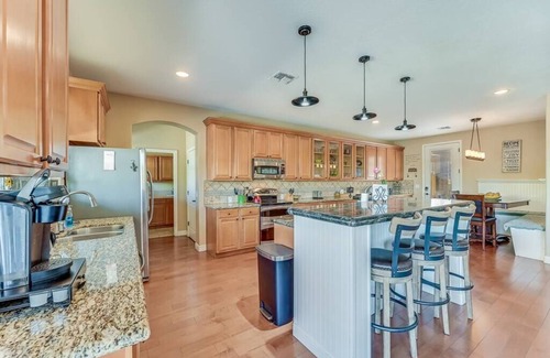Ashler Hills Ranch House | Gorgeous Resort Home "Right off the back nine!"