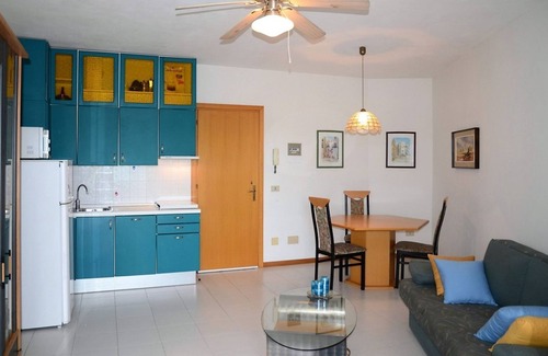 San Michele al Tagliamento Apartment | Gorgeous retreat with pool in a green area close to the beach