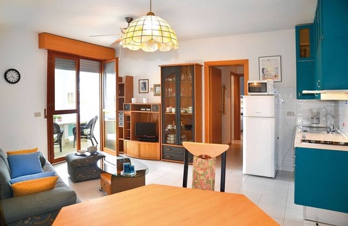 San Michele al Tagliamento Apartment | Gorgeous retreat with pool in a green area close to the beach