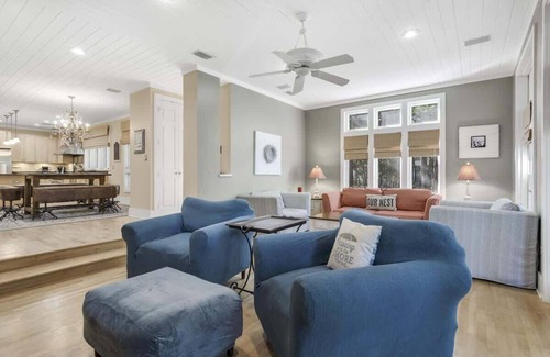 Seaside House | Gorgeous Seaside Home: Private Beach & Amenities!