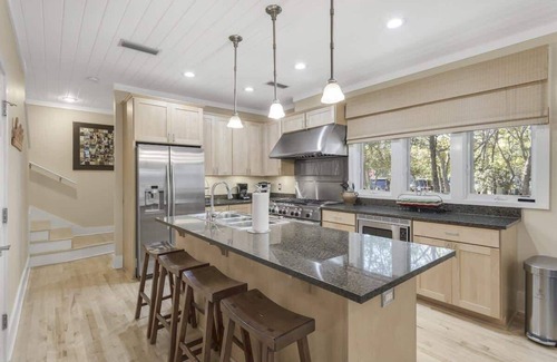 Seaside House | Gorgeous Seaside Home: Private Beach & Amenities!