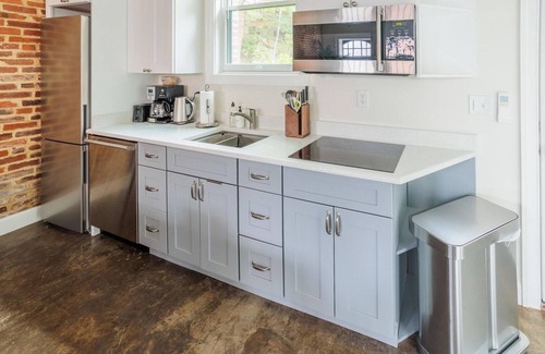 Shaw House | Gorgeous Shaw 1BR w/W/D, walk to Bars & Dining, by Blueground