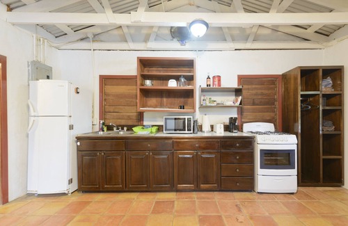 Hopkins Cabin | Gorgeous Studio Cabin located on the tropical Banks of the Sittee River