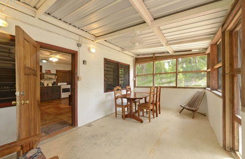 Hopkins Cabin | Gorgeous Studio Cabin located on the tropical Banks of the Sittee River