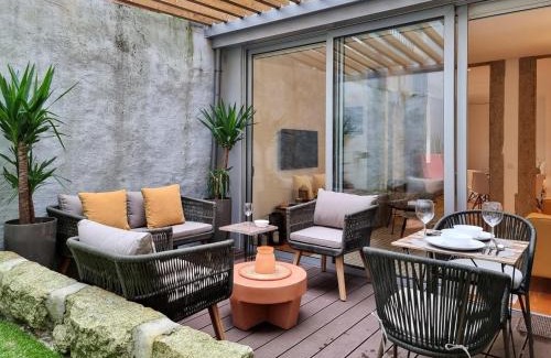 Uniao de Freguesias do Centro Apartment | Gorgeous studio with great private terrace and AC