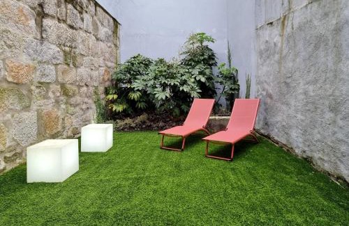 Uniao de Freguesias do Centro Apartment | Gorgeous studio with great private terrace and AC