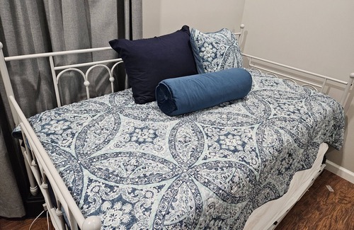 Springfield Apartment | Gorgeous Suite - 1 Bed, 1 Bath