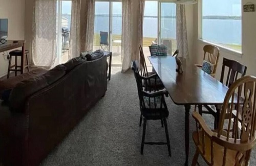 Copeland Condo | Gorgeous sunrise/sunset views of lake